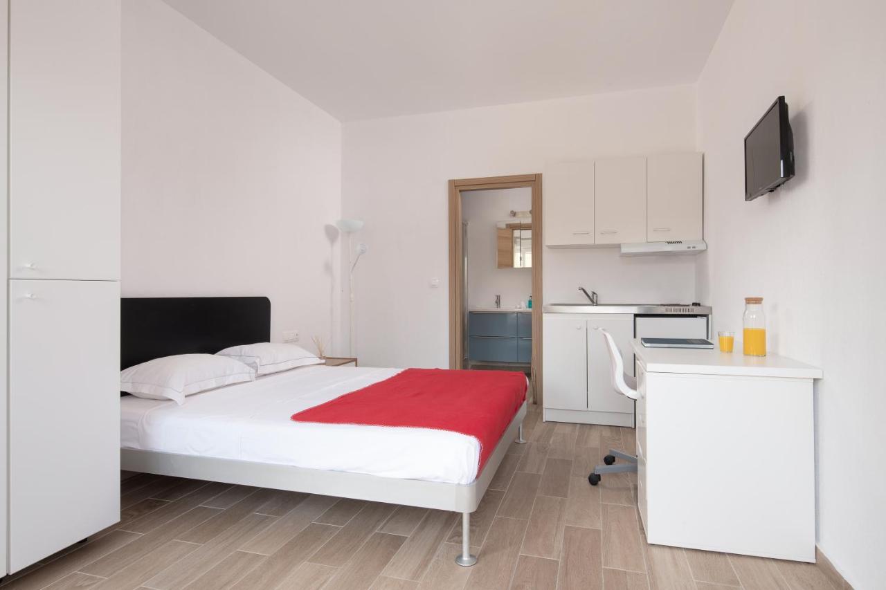 Les Oliviers - Studios & Apartments Vourvourou Dış mekan fotoğraf