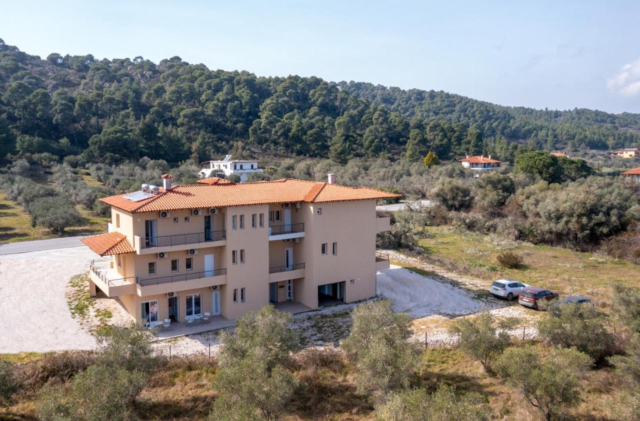 Les Oliviers - Studios & Apartments Vourvourou Dış mekan fotoğraf