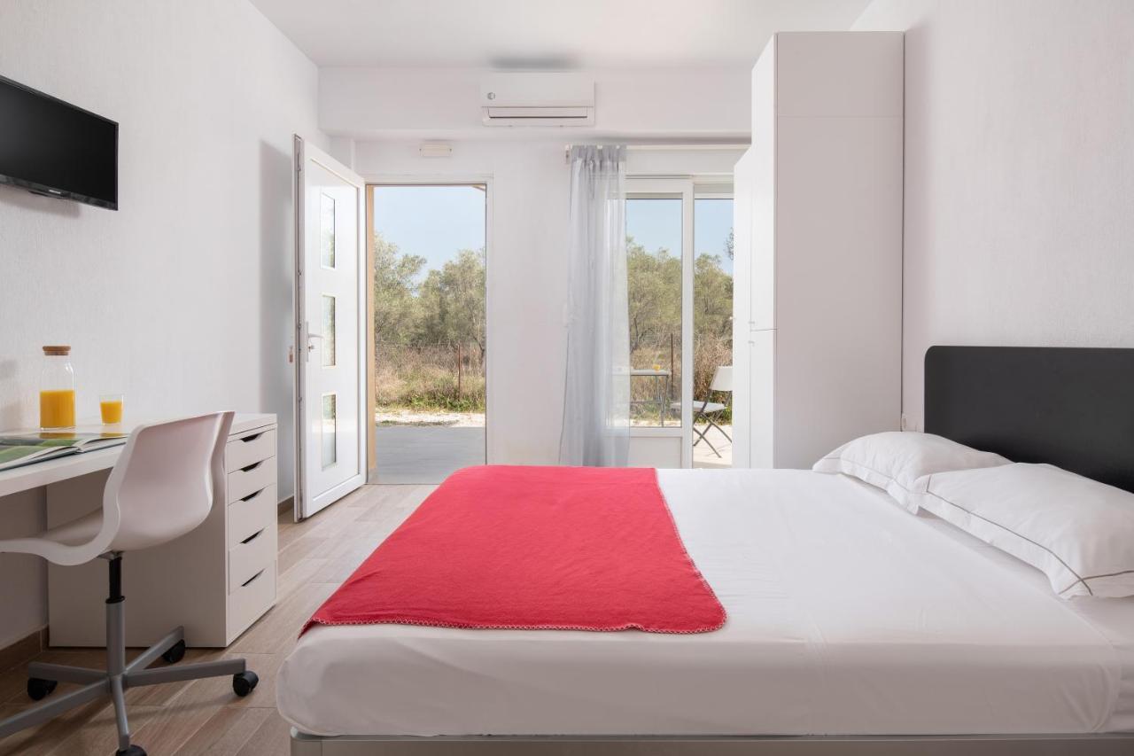 Les Oliviers - Studios & Apartments Vourvourou Dış mekan fotoğraf