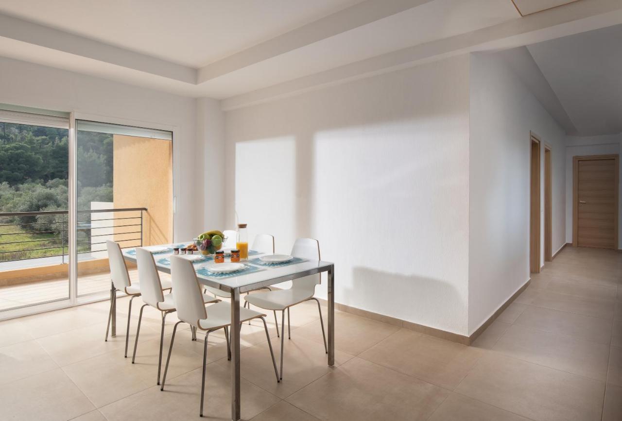 Les Oliviers - Studios & Apartments Vourvourou Dış mekan fotoğraf